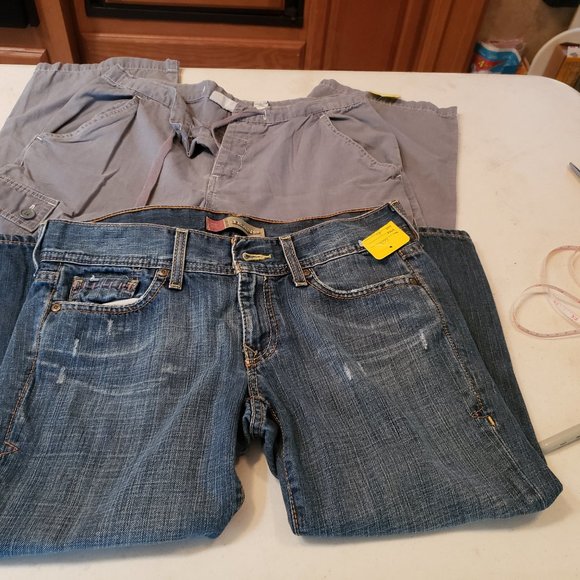 Old Navy Denim - Old Navy capris pants jeans bundle